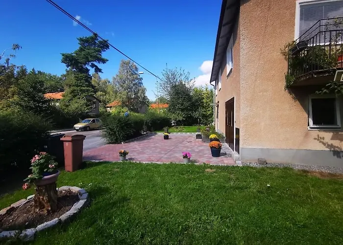 A Beautiful One Bedroom Apartment